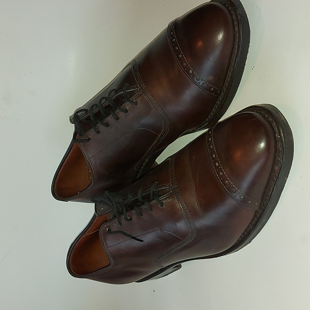 Brooks brothers shoes,  brown leather,  size 9.5 E.  Excellent used condition.